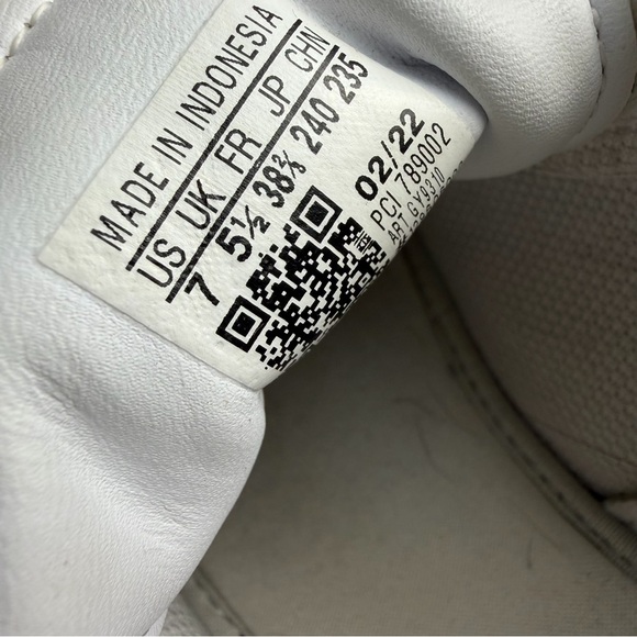 Adidas Stan Smith Bonega Platform Sneaker, White/Green, size 7 women’s - Picture 8 of 8